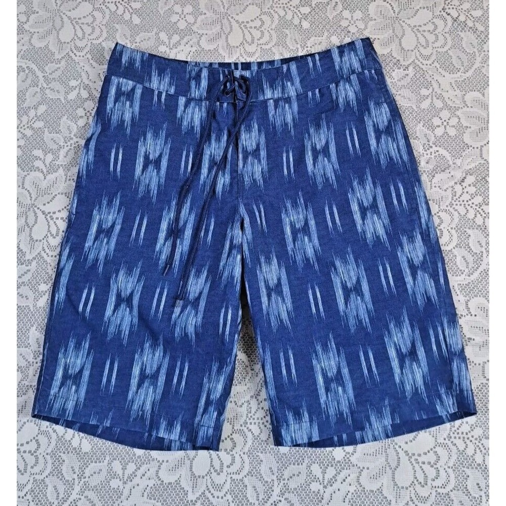 Arizona Jean Co. Board Shorts Men's Size 30 Blue Aztec Pattern 100% Polyester